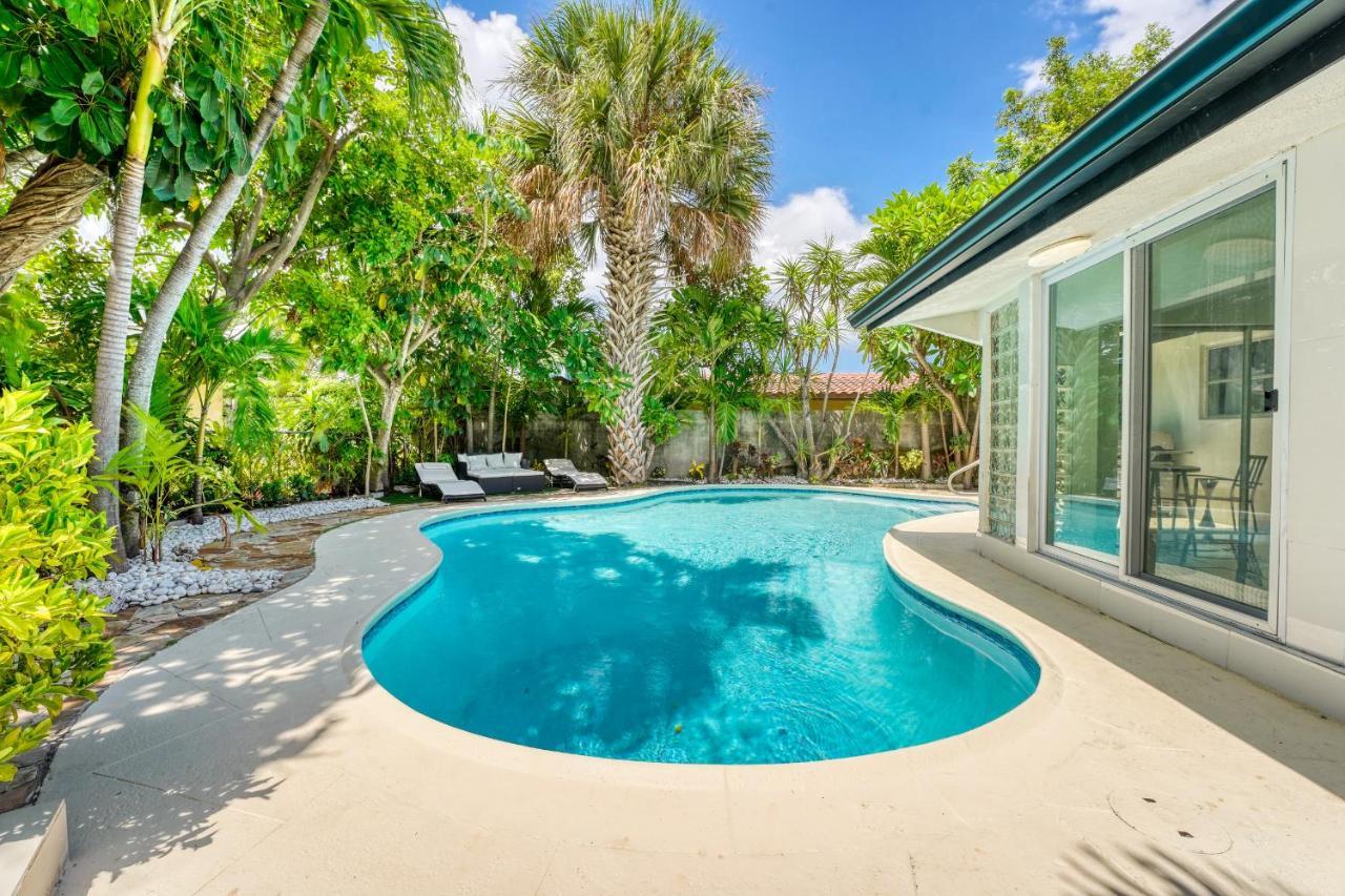 Вилла Luxury Tropical Oasis! Huge Saltwater Pool! 1 Mile To Beach! Форт-Лодердейл Экстерьер фото