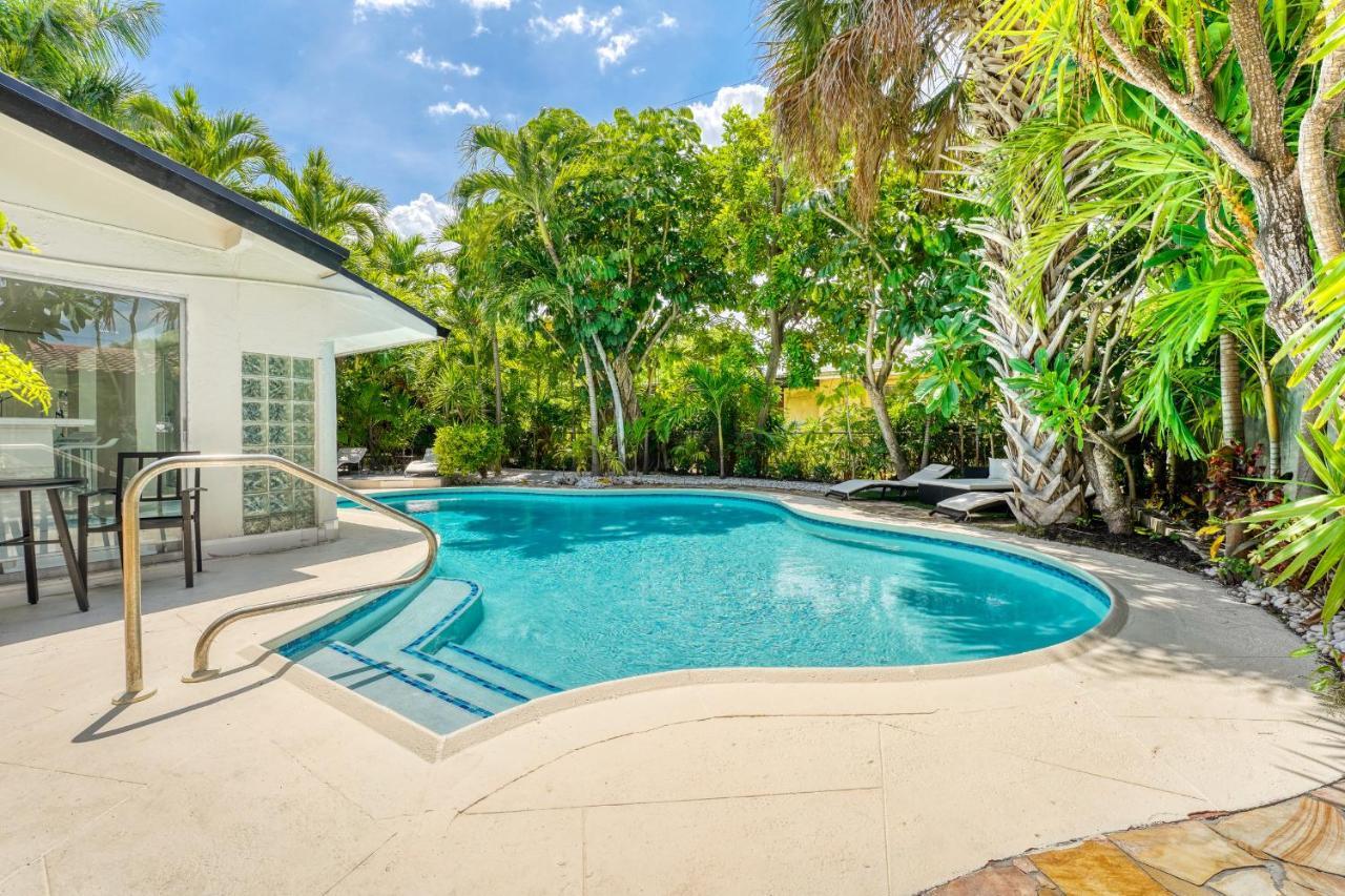 Вилла Luxury Tropical Oasis! Huge Saltwater Pool! 1 Mile To Beach! Форт-Лодердейл Экстерьер фото